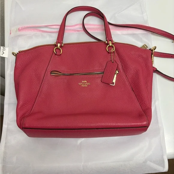 Coach Fuchsia Pebble Leather Shoulder Bag with Gold Accents - Picture 2 of 10